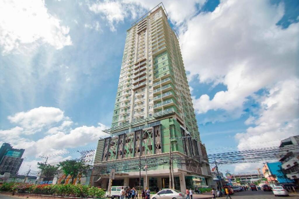 Ferienwohnung 1822 Deluxe Twin - Migas Haven At Sunvida Tower Cebu Stadt Exterior foto